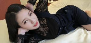 Deepfake Miyeon sexy undressing face swap (조미연 (여자)아이들) 딥 페이크
