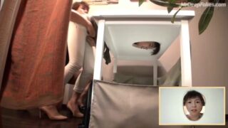 Sex scene りん Lynn tries to guess who fucks her pussy セックスシーン