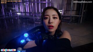 Blowjob that 유나 Yuna does is full of passion 있지 ITZY 진짜 가짜 real fake