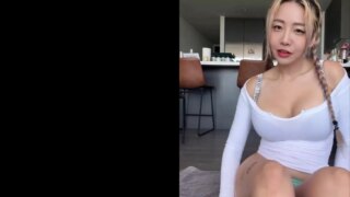 Blonde masturbated for donations, Yunicorn19 fakeapp // 유니콘19 섹스 장면