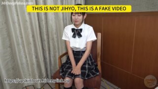 Dirty schoolgirl sucking cock so professional (トゥワイス セックステープ) Jihyo ai